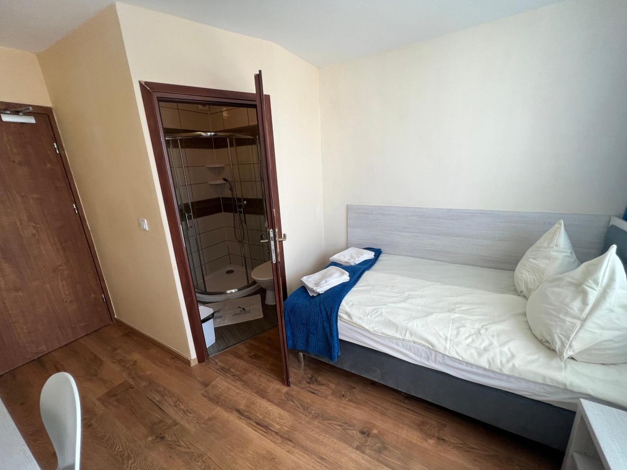 Dom Wczasowy Koral Dziwnów Dış mekan fotoğraf