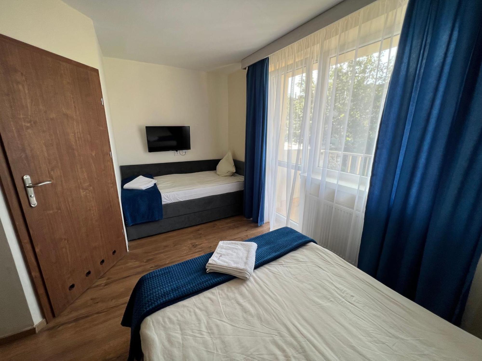 Dom Wczasowy Koral Dziwnów Dış mekan fotoğraf